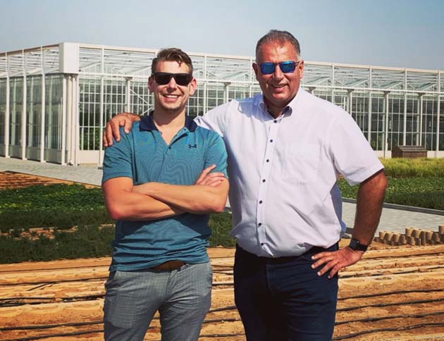 DutchGreenhouses was founded by father and son, Edo & Timo